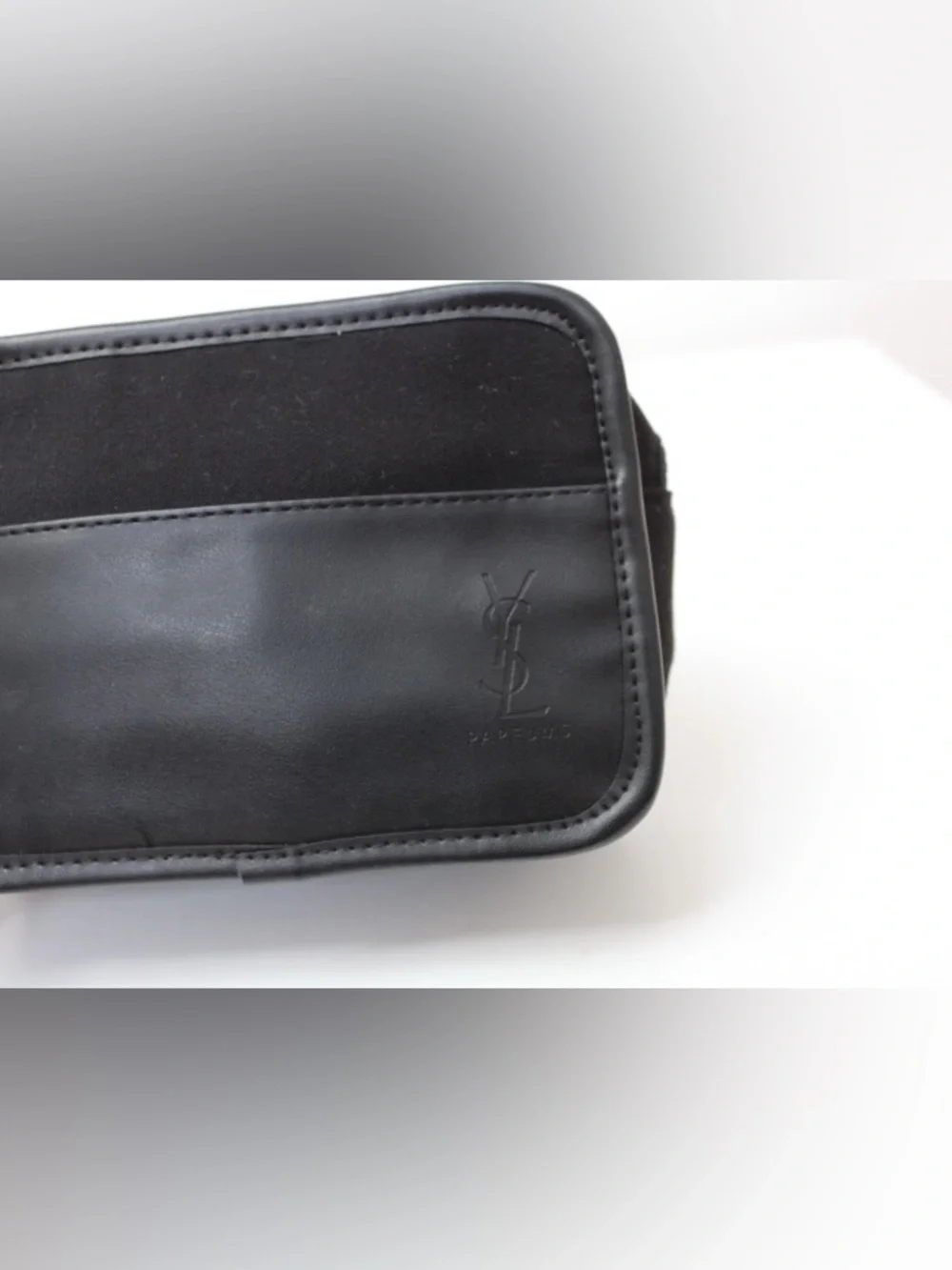 Yves Saint Laurent parfums Make Up Bag